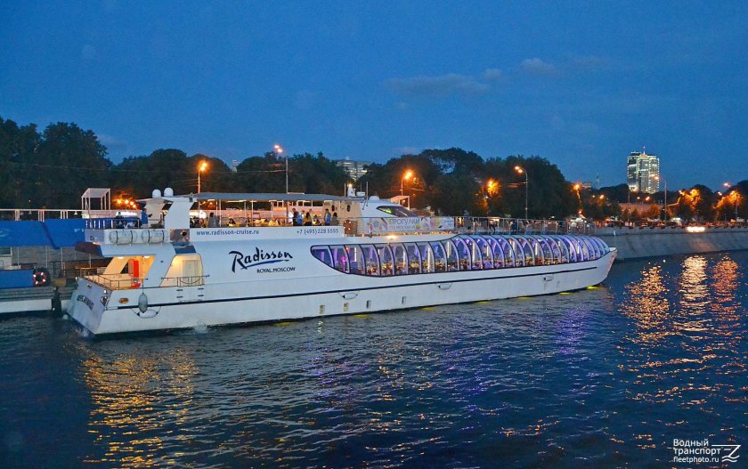Рэдиссон Ройал теплоход