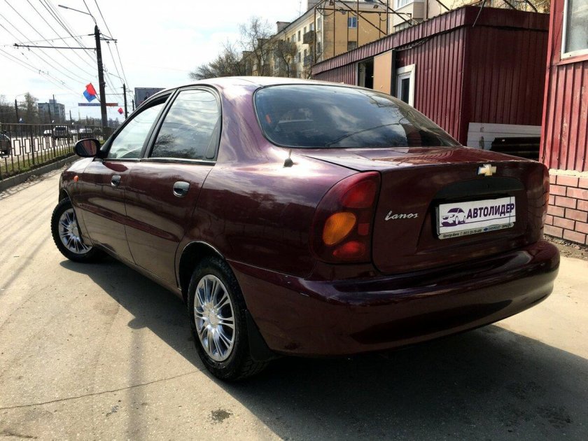 Chevrolet lanos 2009 год