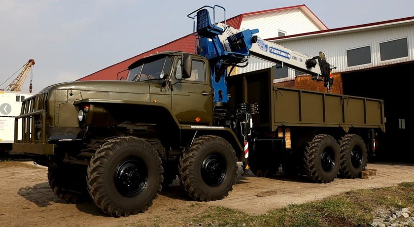 Урал-4320 8x8