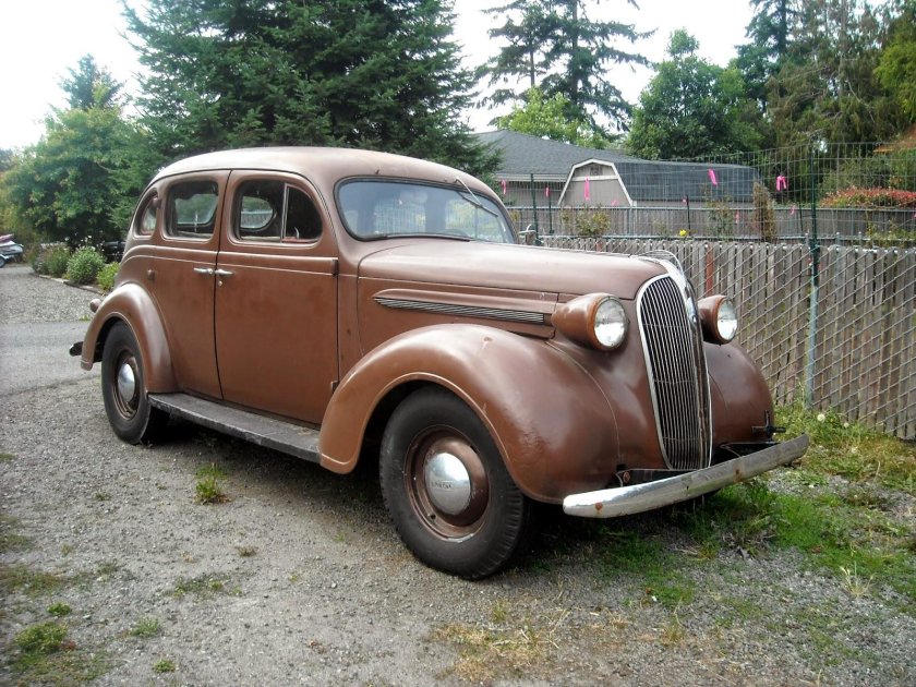Plymouth 1937