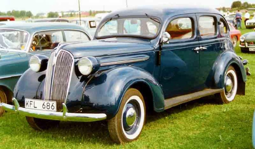 Plymouth 1937