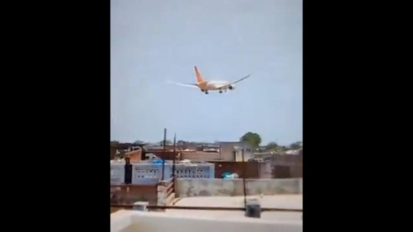 Крушение самолета в индии