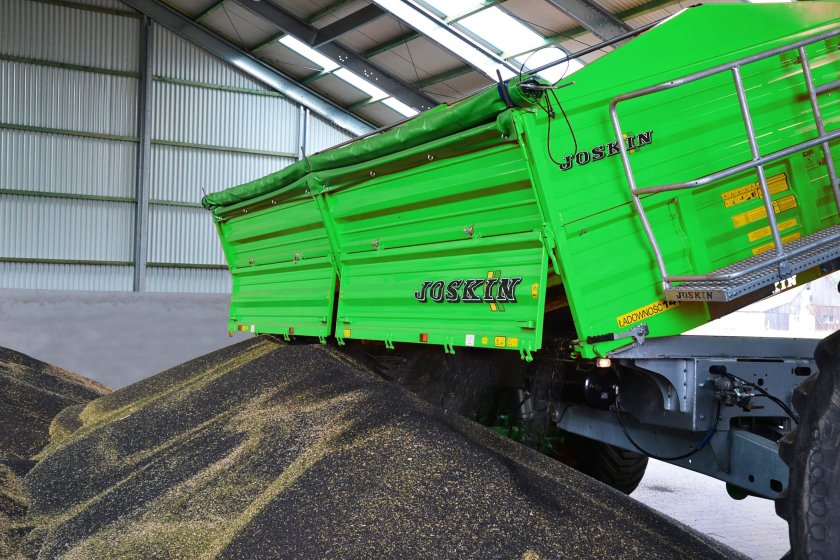 Прицеп Бецема зерновоз