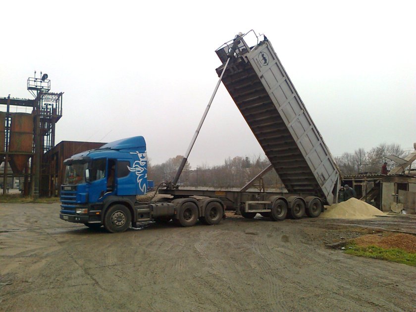 Щеповоз Скания