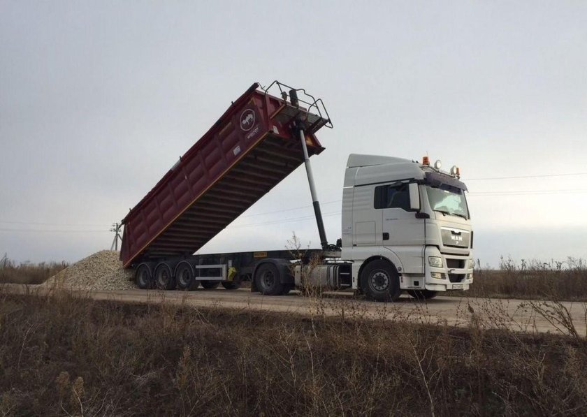 Тонар Скания разгрузка щебня