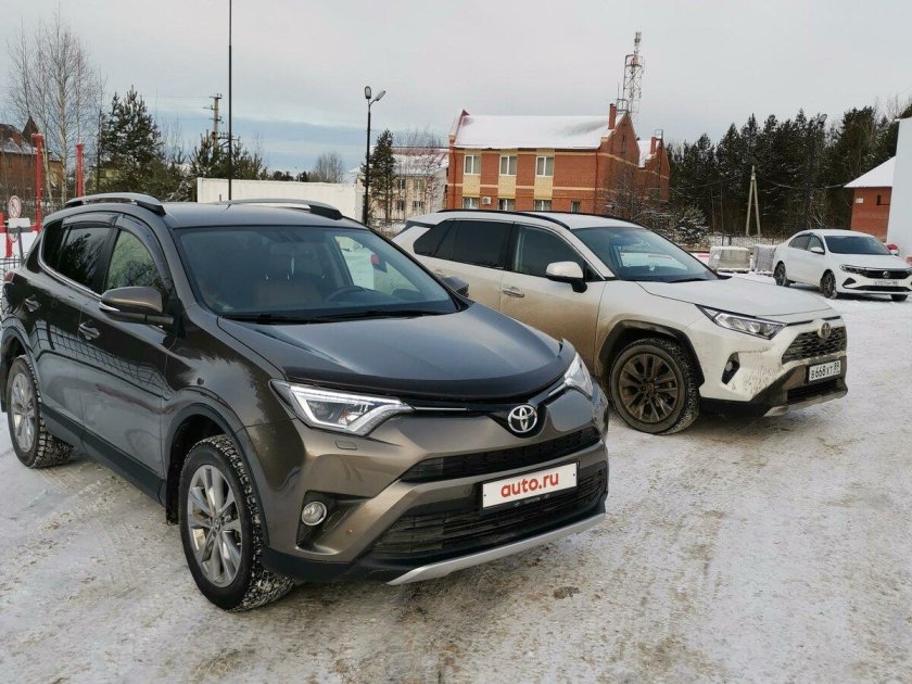 Тойота рав 4 2016