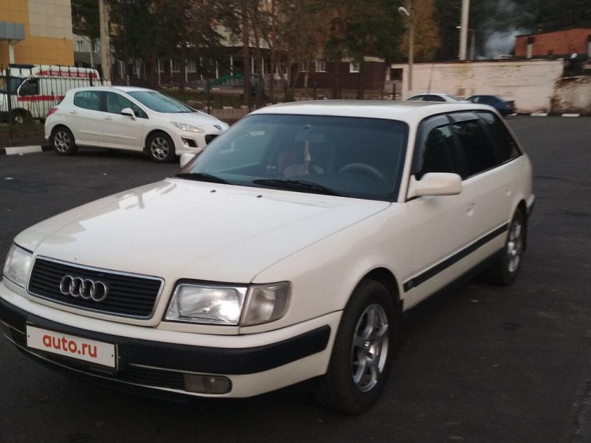 Ауди 100 с 4 универсал