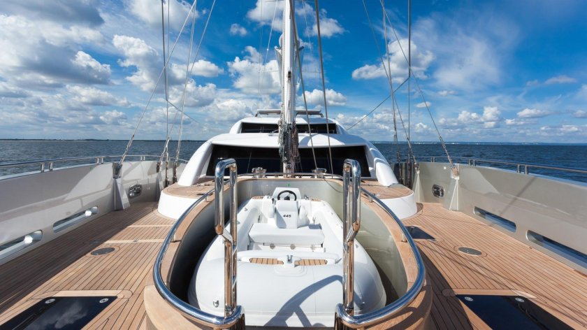 Conrad 115 Lunar суперяхта