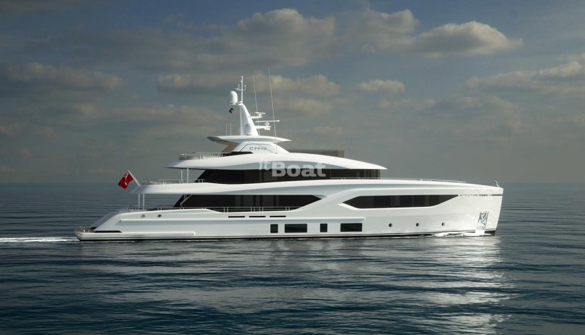 Яхта Конрад