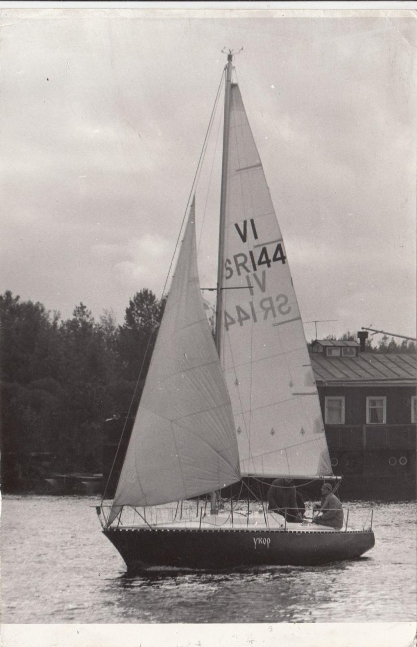 Яхта Конрад 24