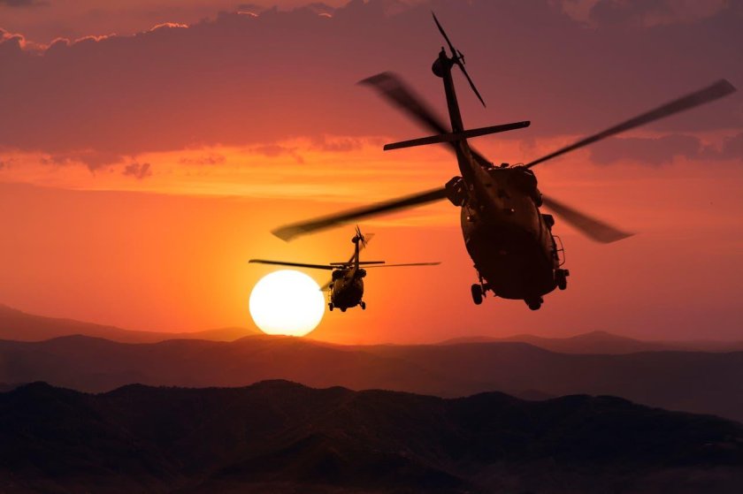 Uh-60 Black Hawk на закате
