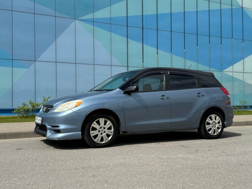 Тойота матрикс 2002