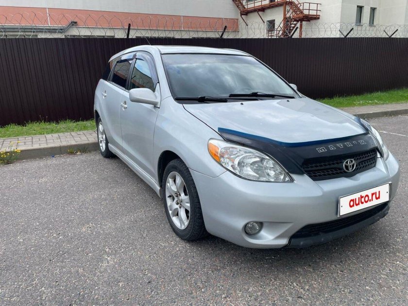 Тойота матрикс 2005