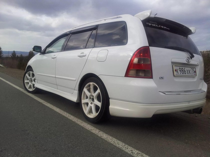 Королла Филдер 120