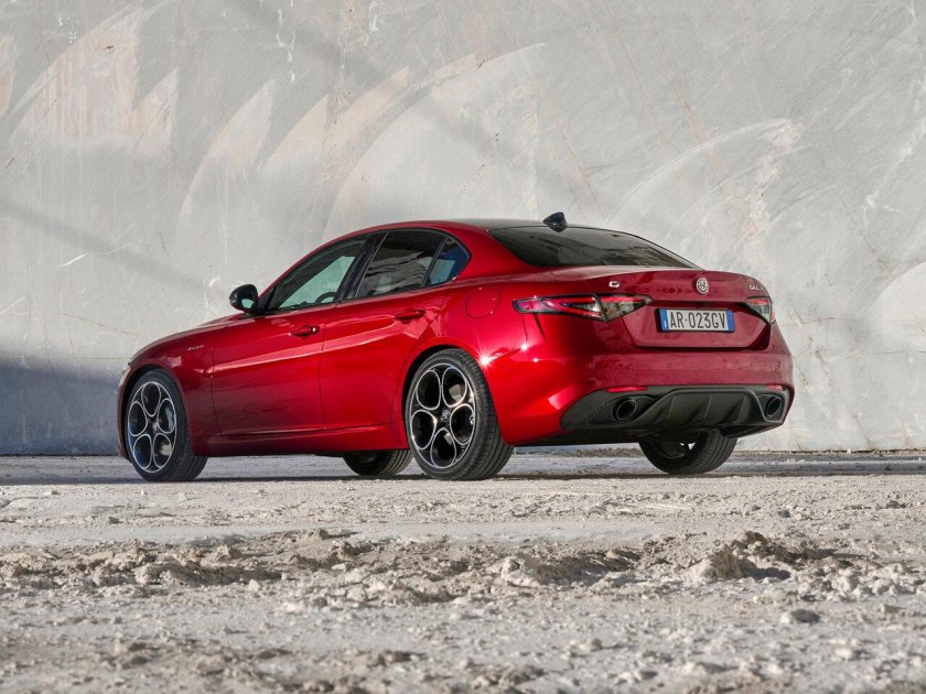 Альфа ромео джулия