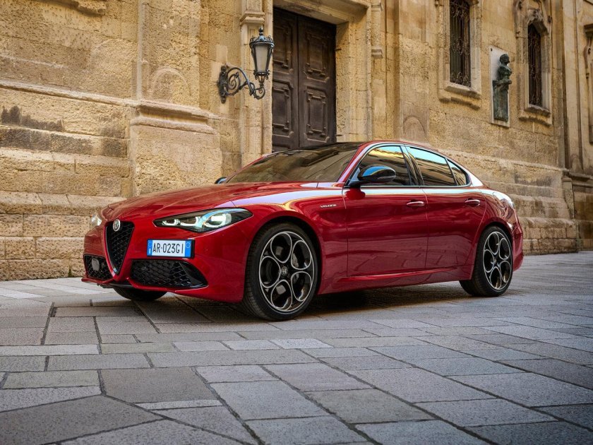 Alfa romeo giulia 2023