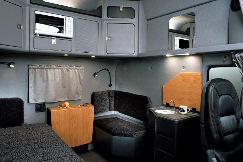 Freightliner Cascadia спальник