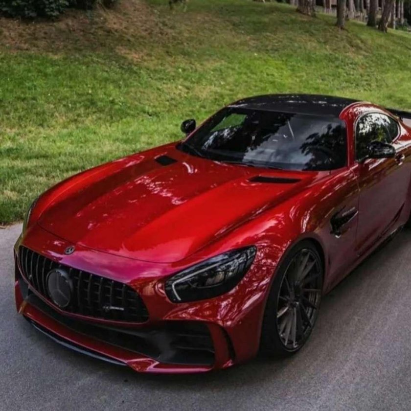 Mercedes benz amg gtr