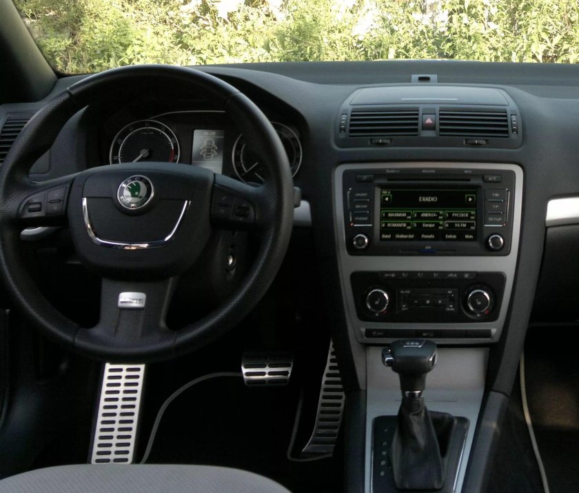 Шкода Октавия 2 салон