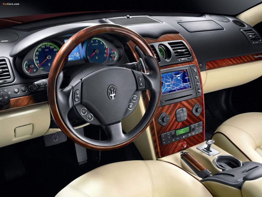 Maserati Quattroporte 2005 салон