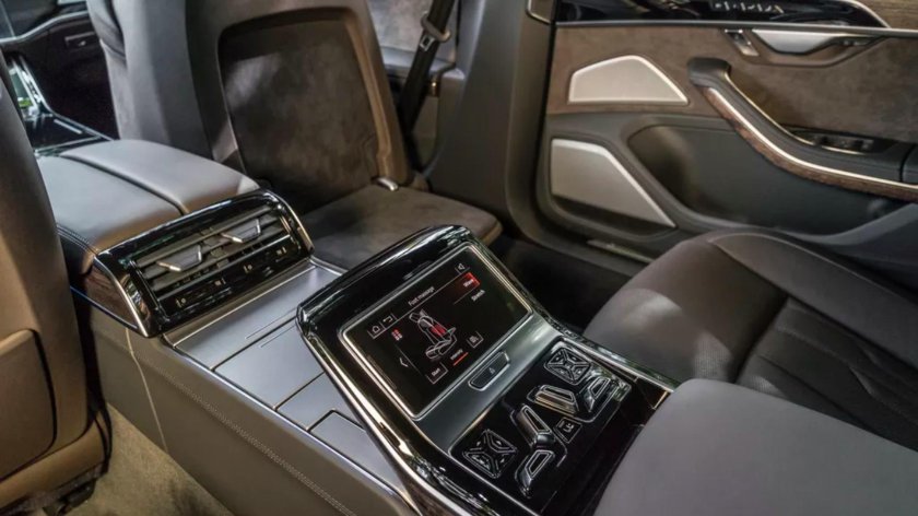 Audi a8 d5 Interior