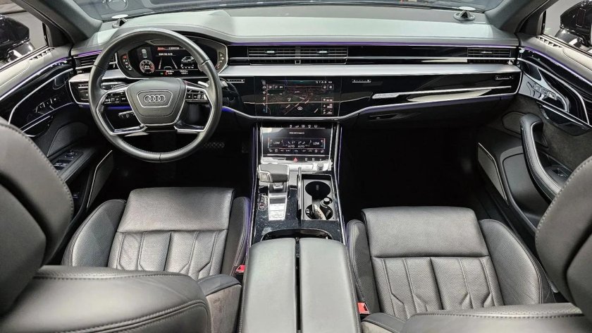 Audi a 8 long