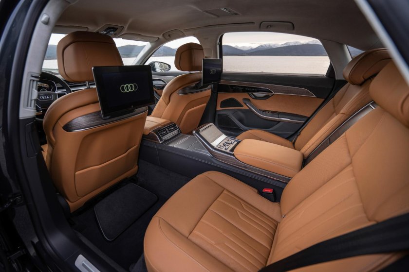 Audi a8l 2021