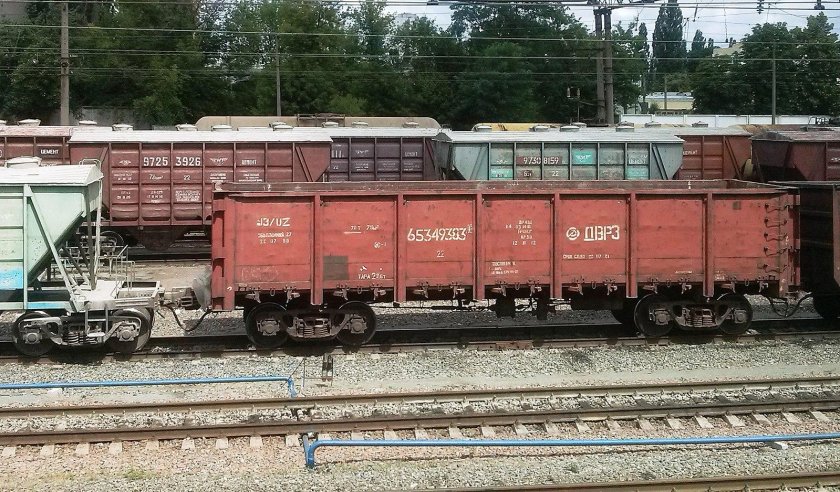 Грузовой вагон РЖД полувагон