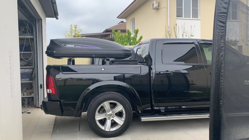 Dodge Ram 1500 Ram Box