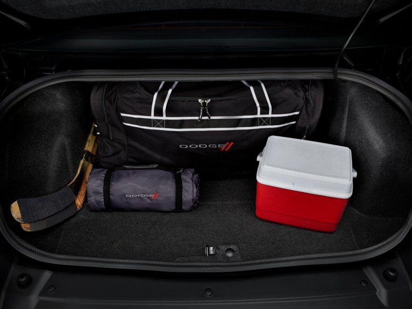 Dodge Challenger Trunk