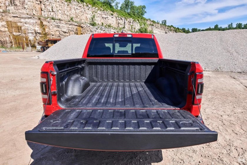 Багажник dodge Ram 1500 2019