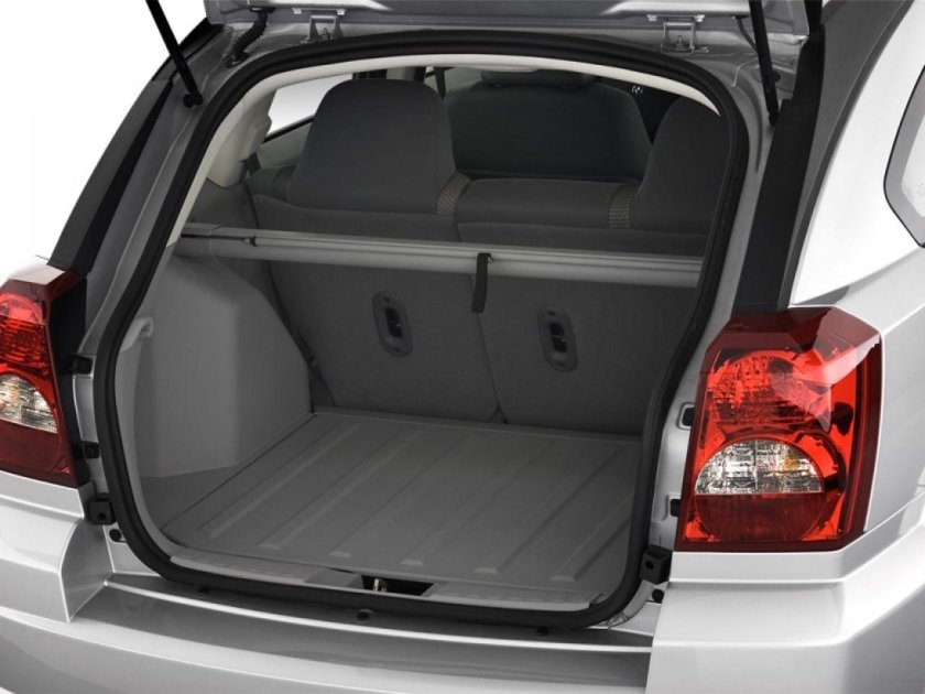 Додж Калибр 2007 багажник