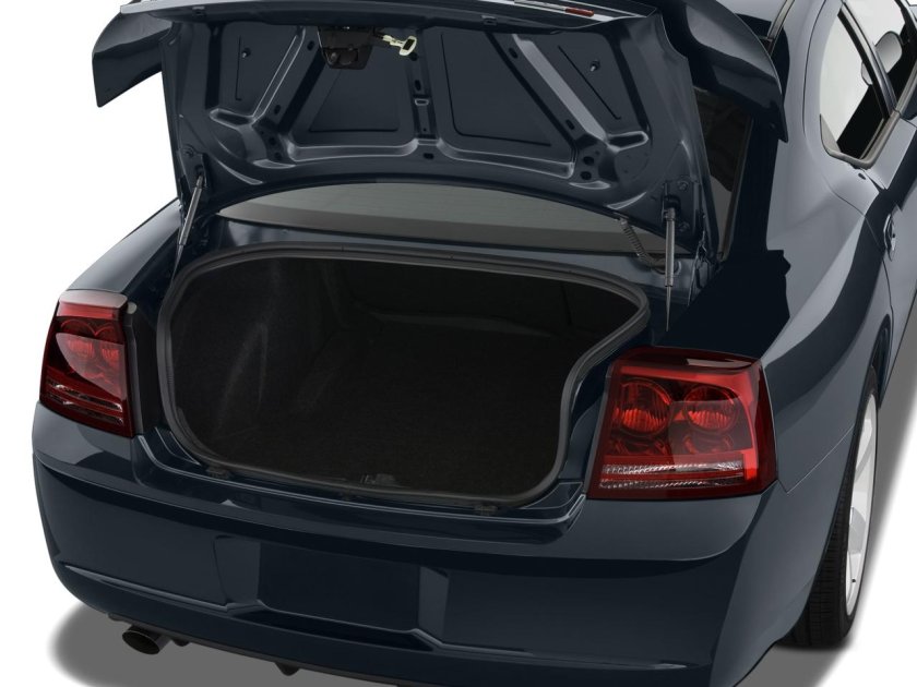 Dodge Charger багажник