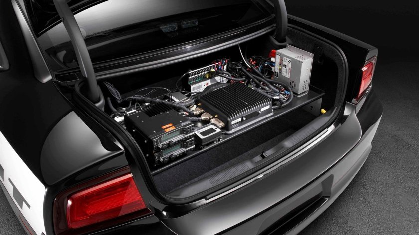 Додж Чарджер полицейский салон