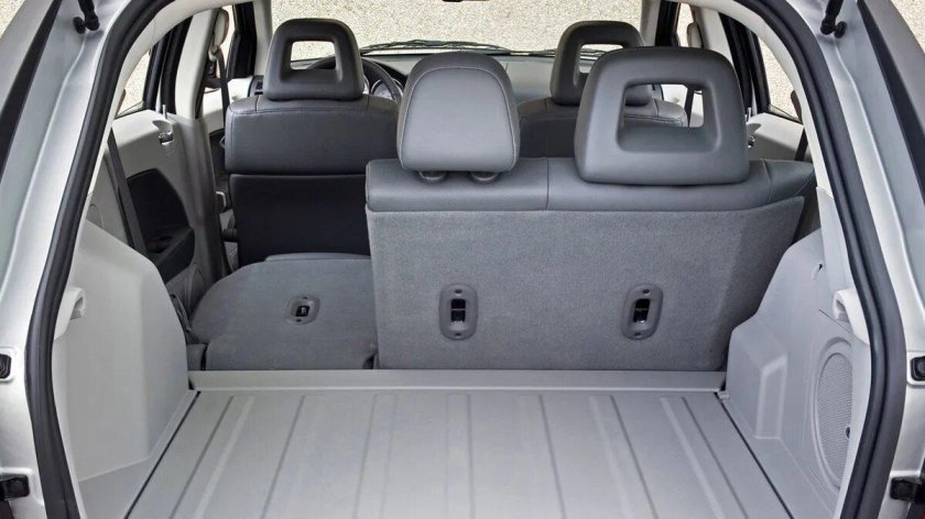 Додж Калибер 2007 салон