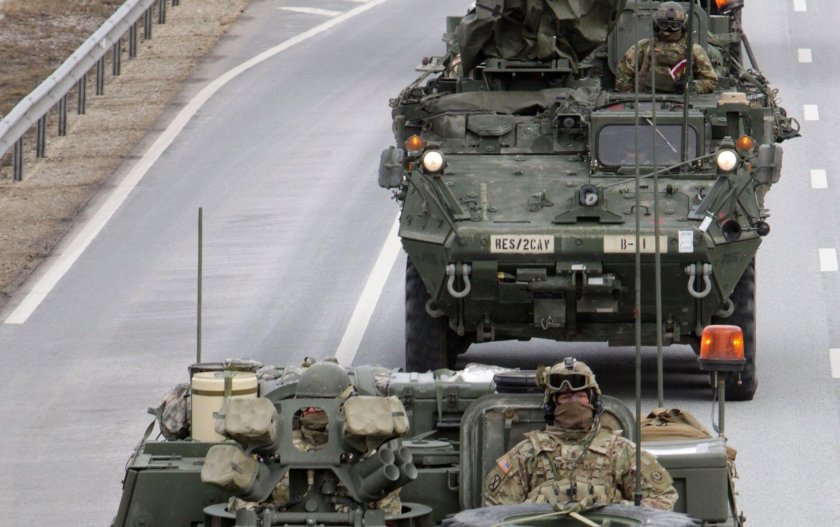 Колонна техники НАТО В Молдове