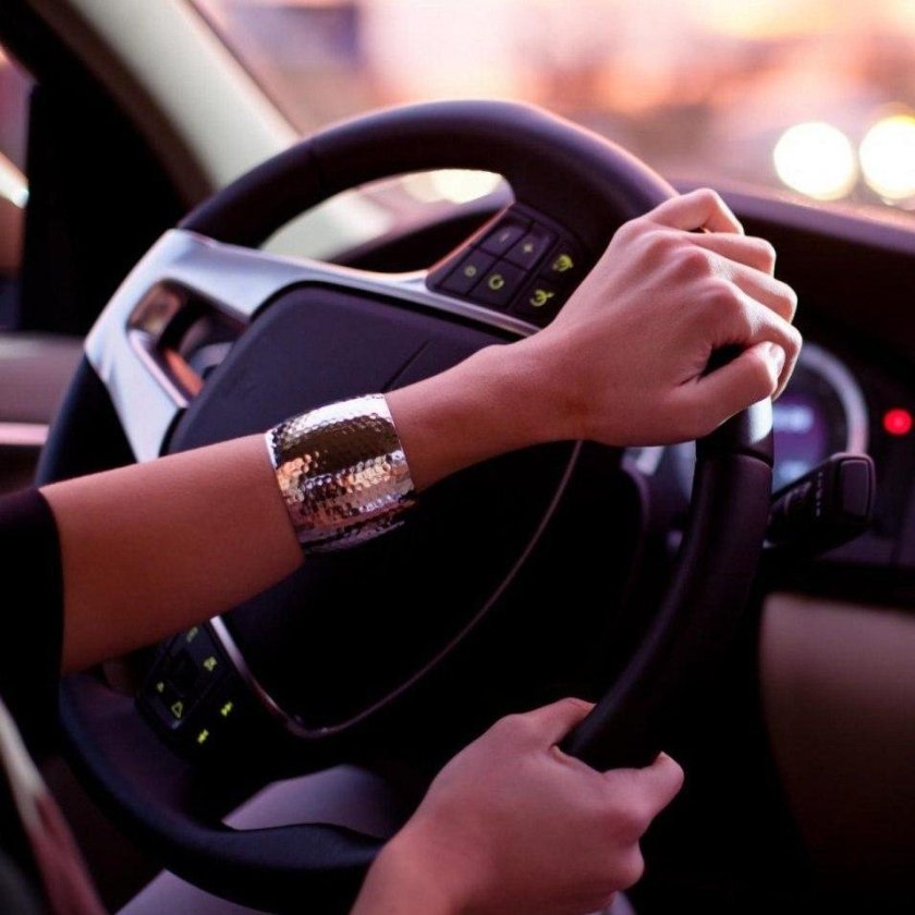 Руки на руле
