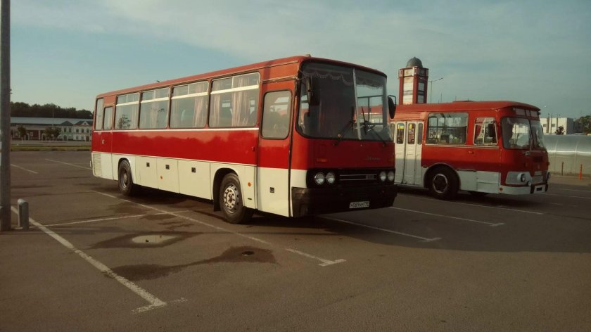 ЛИАЗ 677 И Икарус