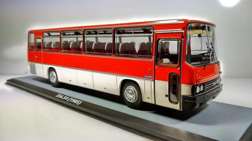 Икарус 256.54 CLASSICBUS