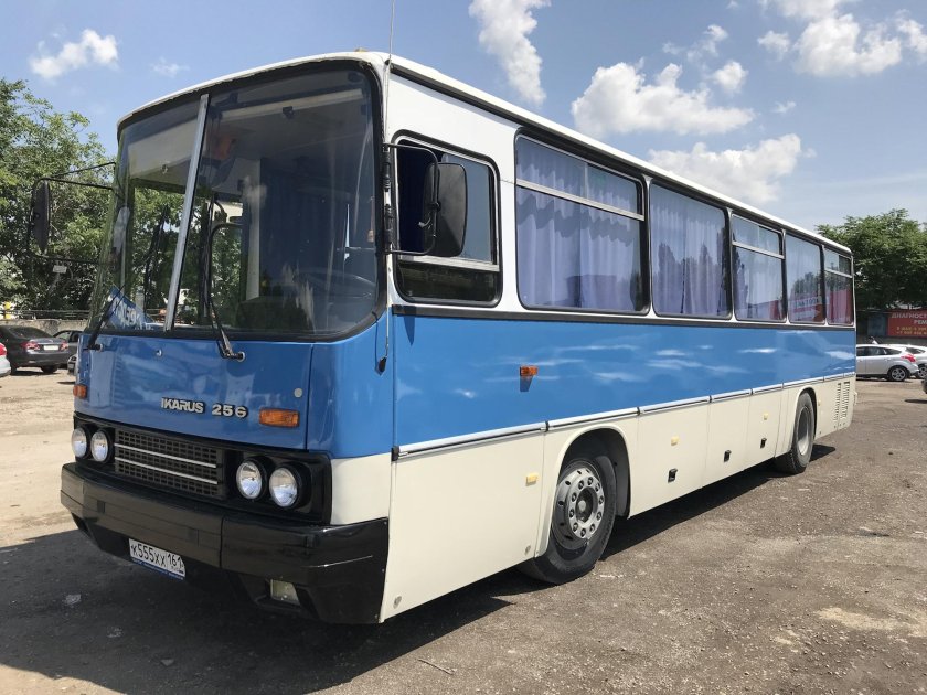Икарус 256 турист