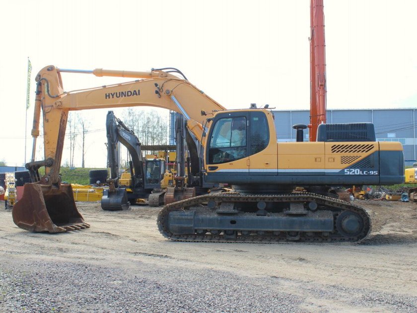 Экскаватор hyundai