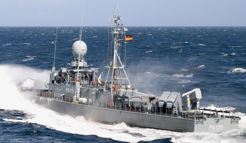 Роба белая Бундесмарине старого образца