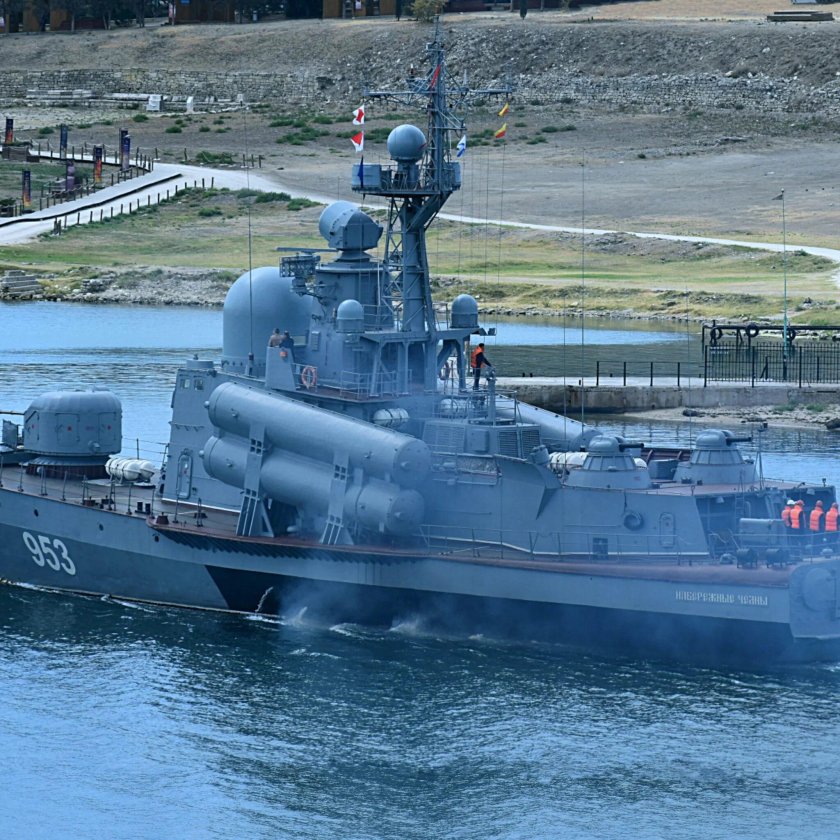 Ракетный катер 12411