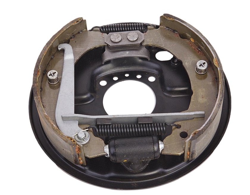 Задние тормоза ВАЗ 2105 барабан