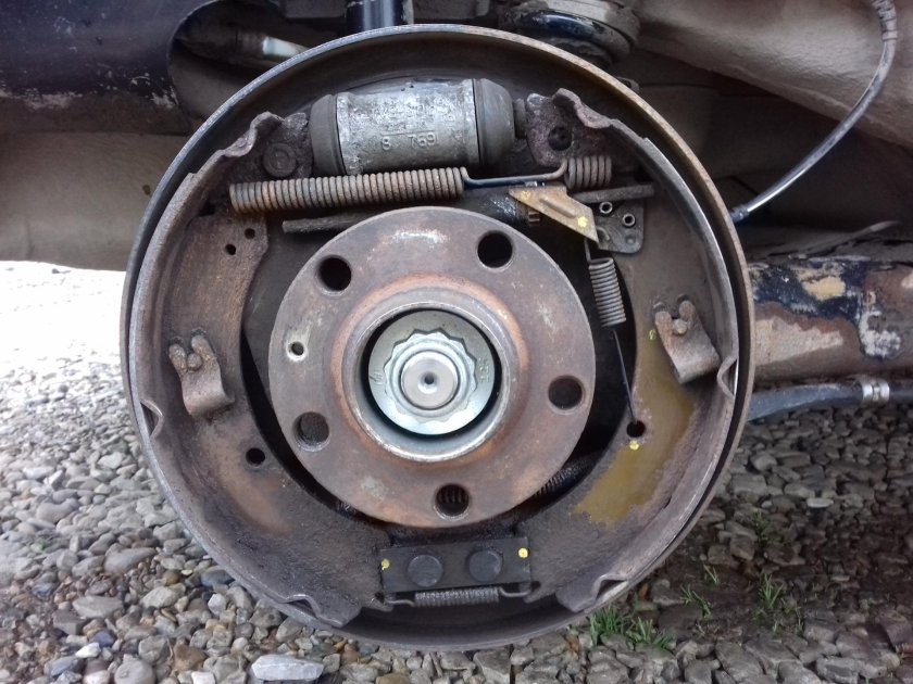 Фольксваген поло седан 2012 задние колодки