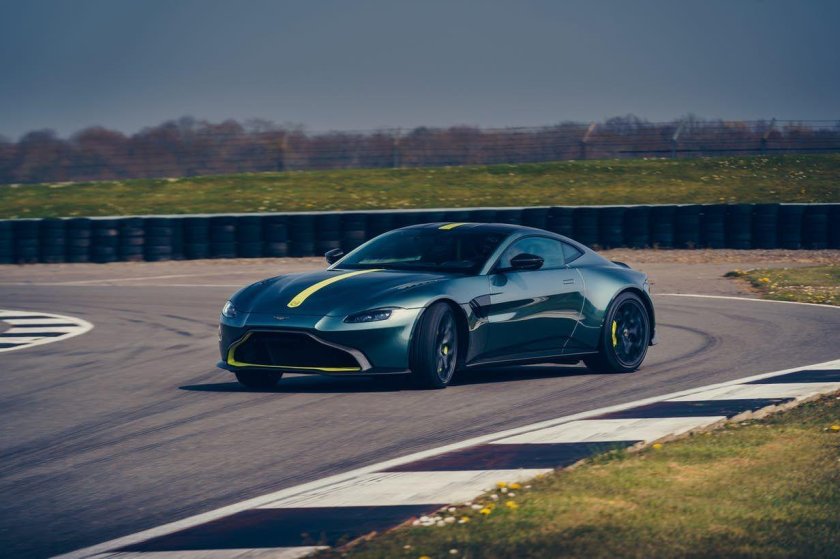 Aston Martin Vantage Amr 2020