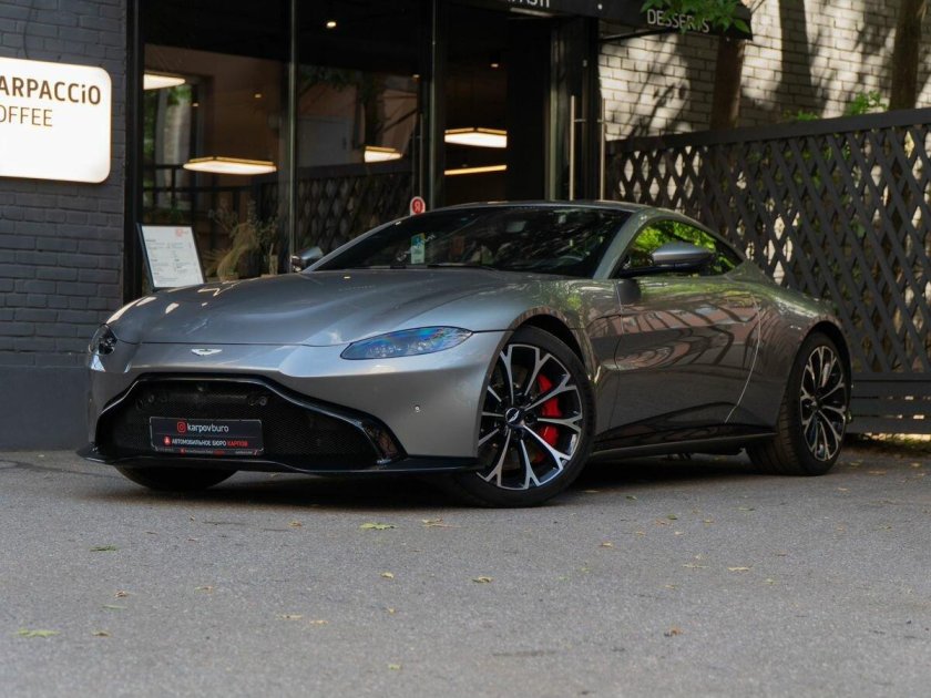 Aston martin vantage 2018
