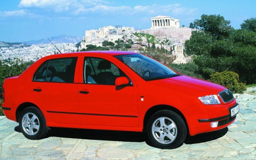 Шкода Фабия седан 2001