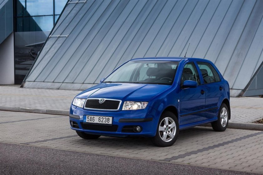 Шкода Фабия 1
