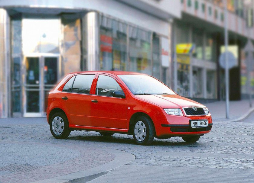 Шкода Фабия 1